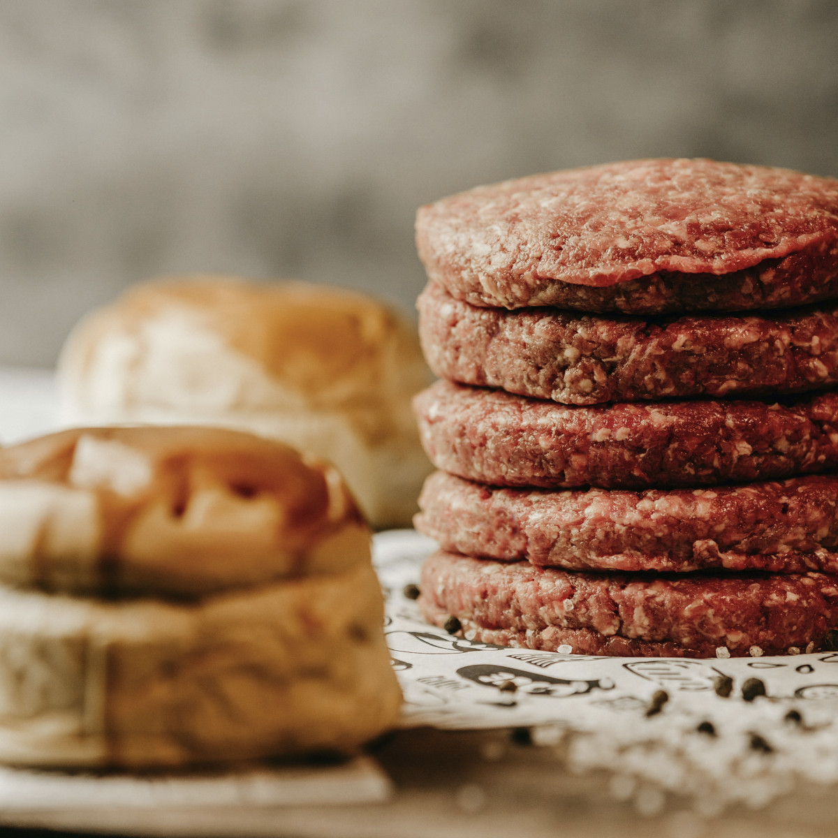 Burgerpatties gestapelt