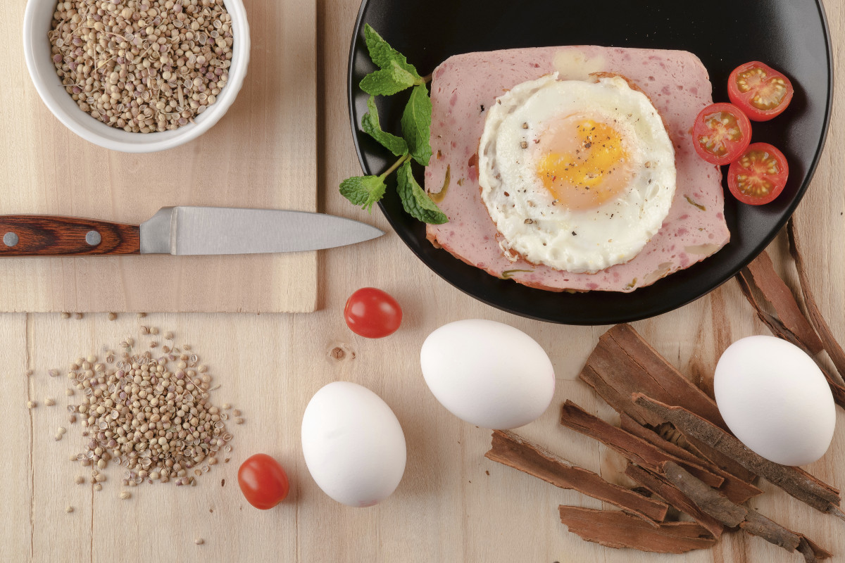 Leberkäse mit Spiegelei