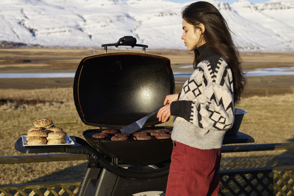 Grillgerät mit Deckel
