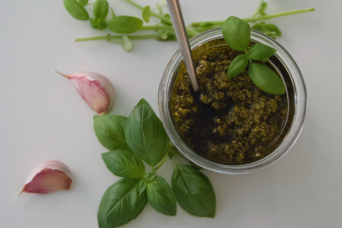 Basilikum Pesto
