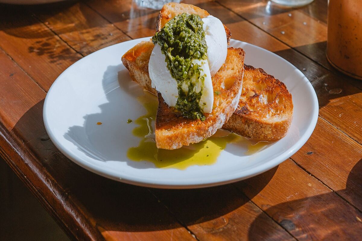 Pesto auf Toast