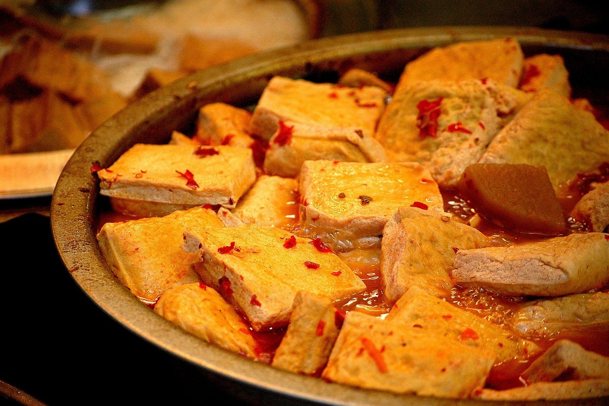 Marinierte Tofu-Stückchen